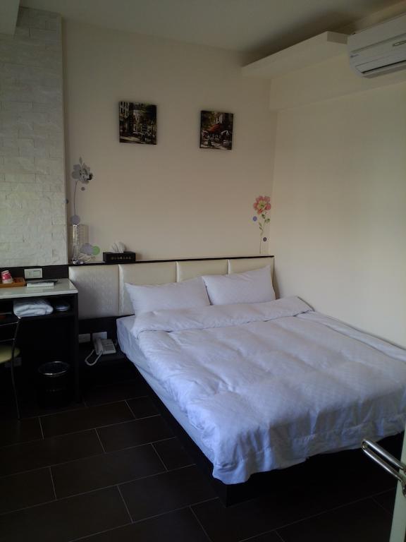 Tilon Hotel Pingtung Habitación foto