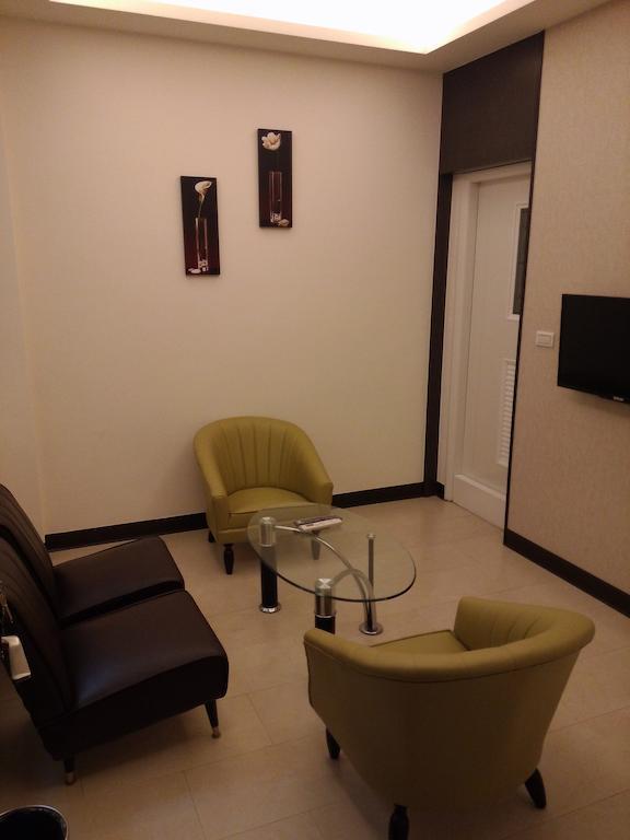 Tilon Hotel Pingtung Habitación foto